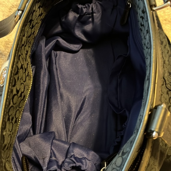 COACH F13813 VOYGER  BLACK CANVAS & LEATHER TOTE BAG - Picture 6 of 13